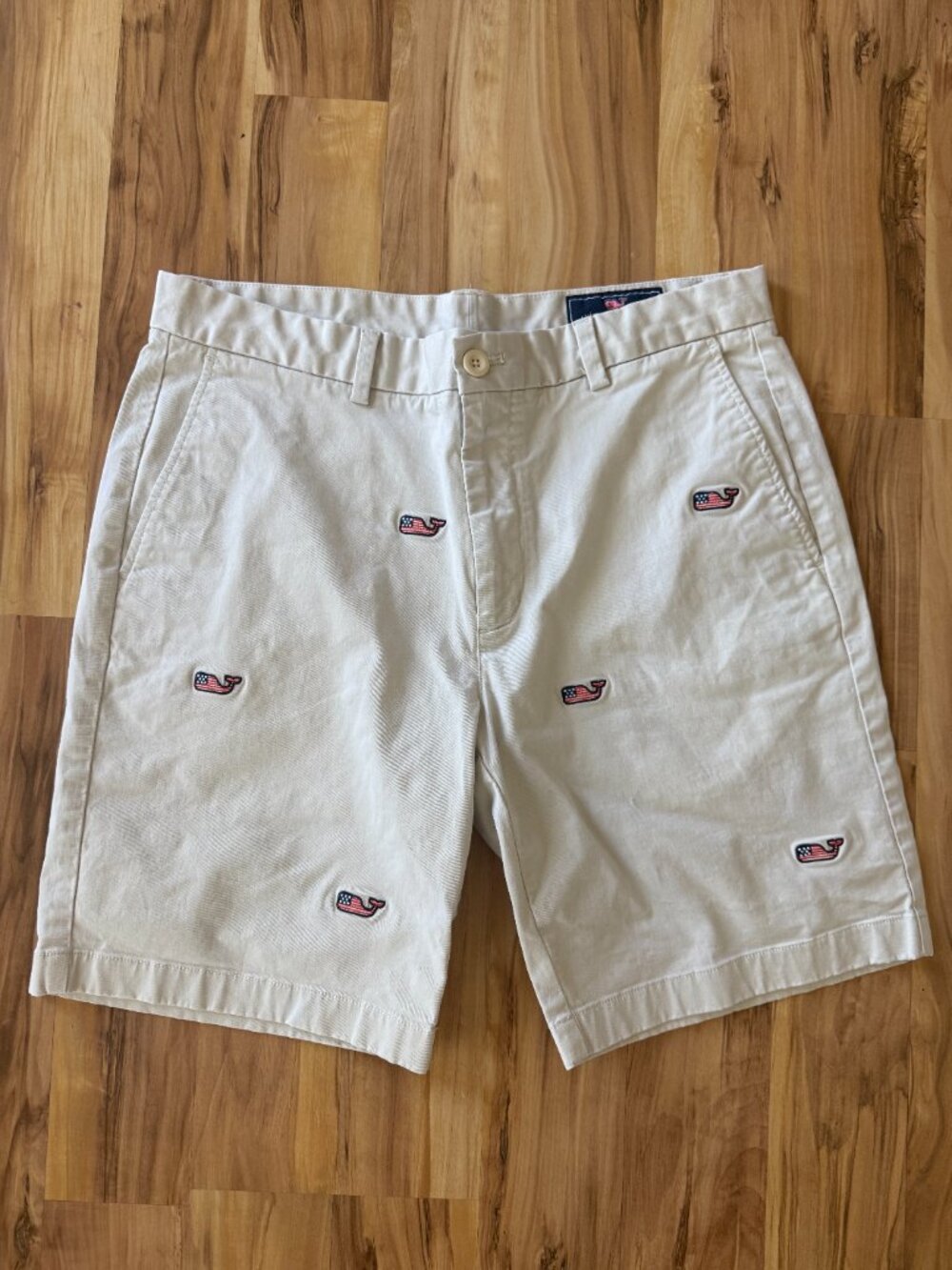 Men's Vineyard Vines Patriotic Shorts, Size 33, EUC